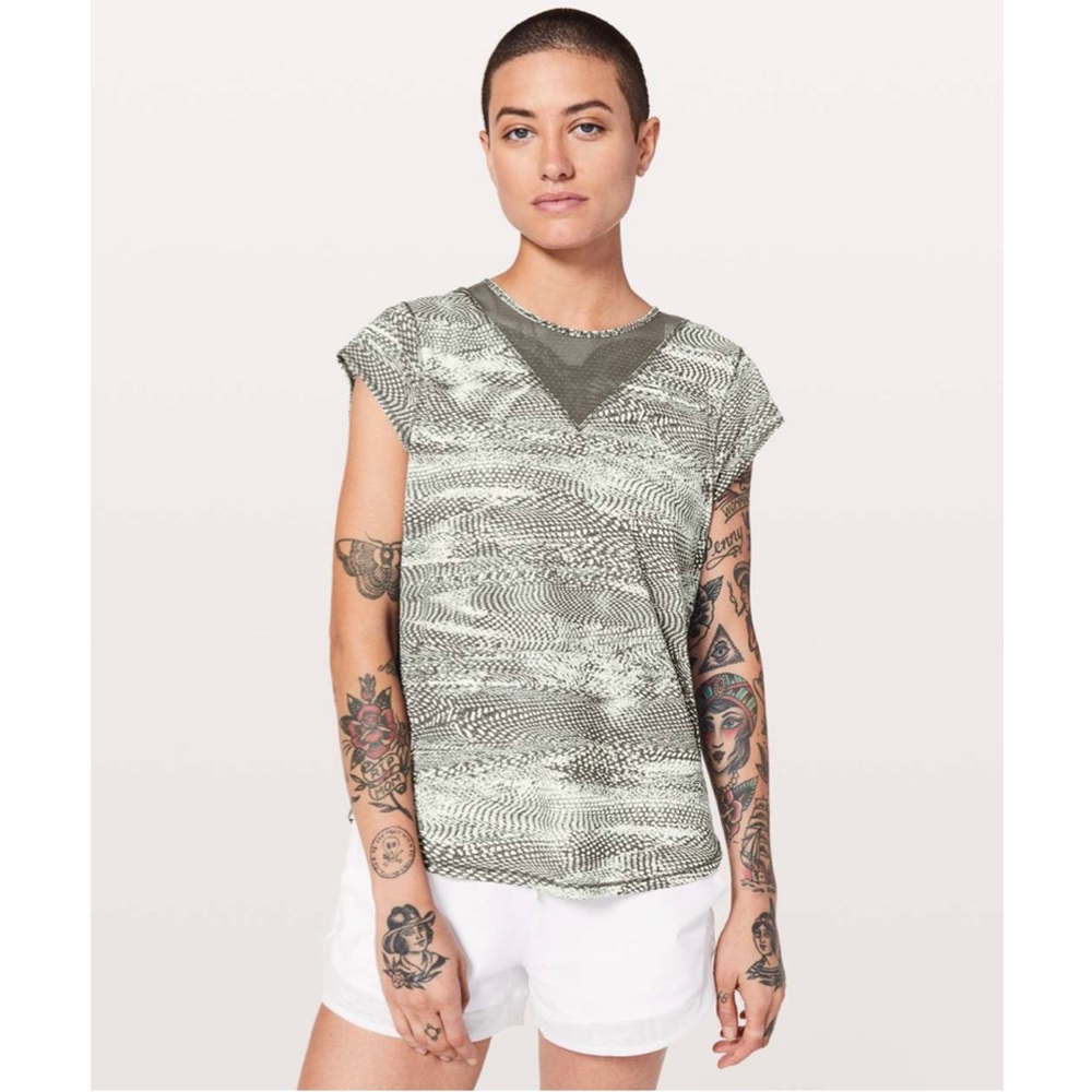 Lululemon For The Run Short Sleeve 2 Swerve Vapor Metal Grey